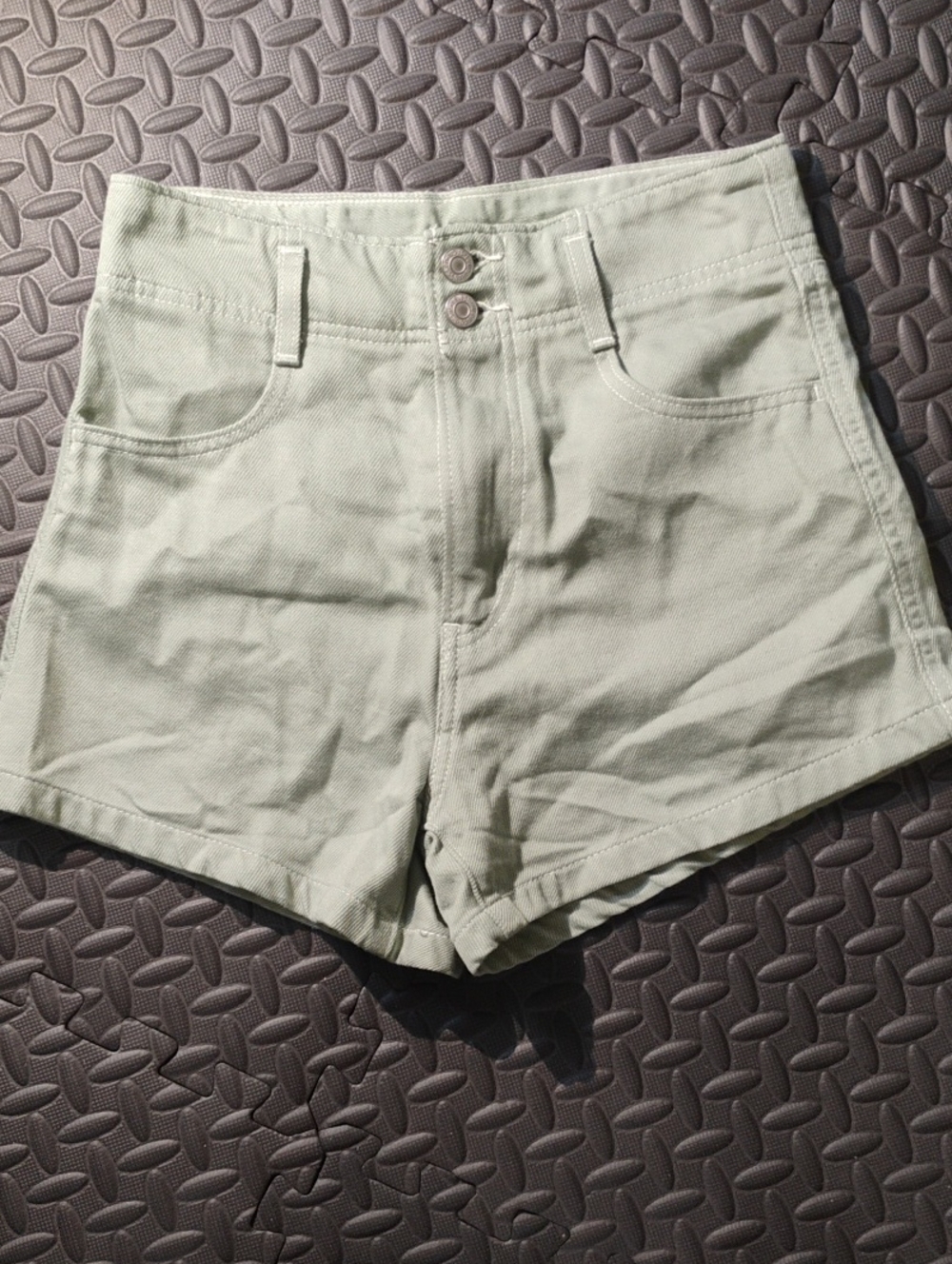 Levi's High-Waist Light Sage Green Women's Shorts